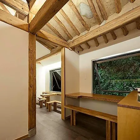 Side Hanok Guesthouse
