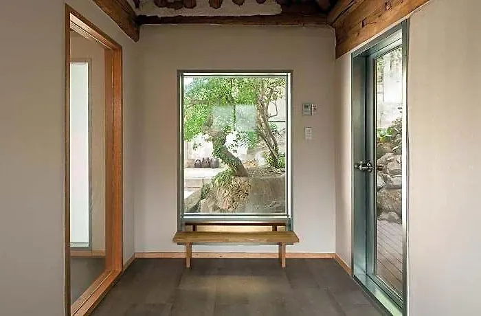 Side Hanok Seul