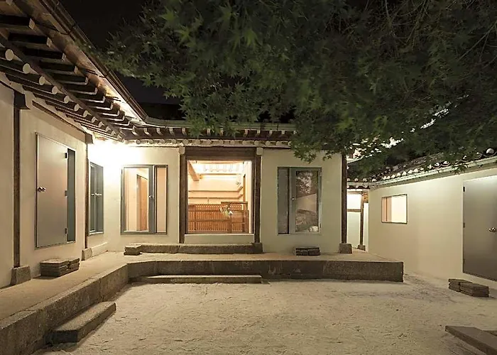 Side Hanok Hotel 2*